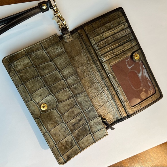 NWOT Brahmin Amelia and Debra Wallet (EUC) in Bronze Templo HTF and Retired - Picture 8 of 17